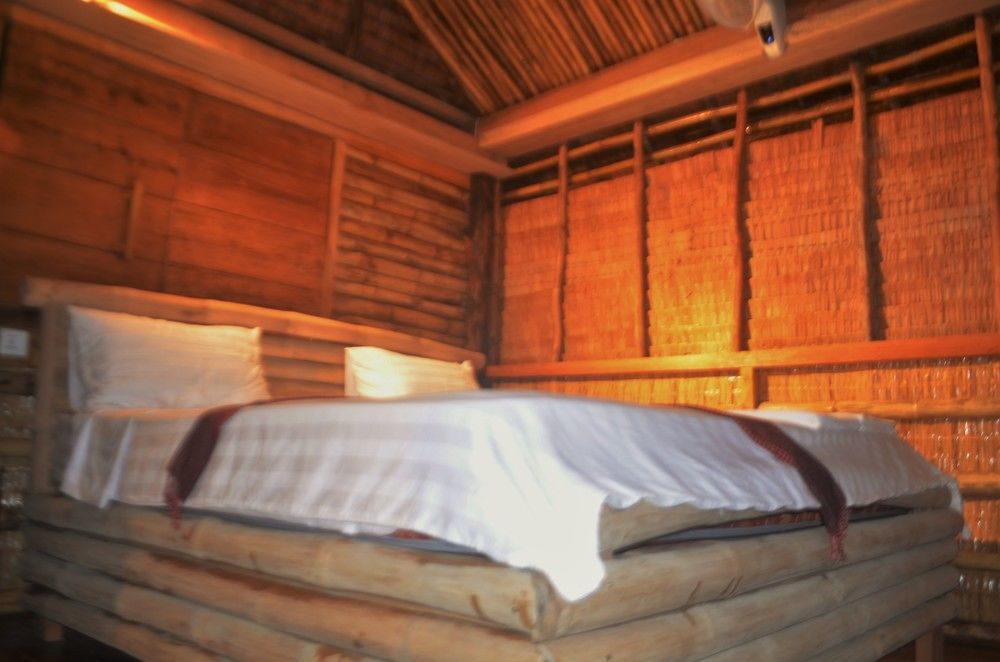 Tree Bar Hostel Koh Rong Sanloem Dış mekan fotoğraf