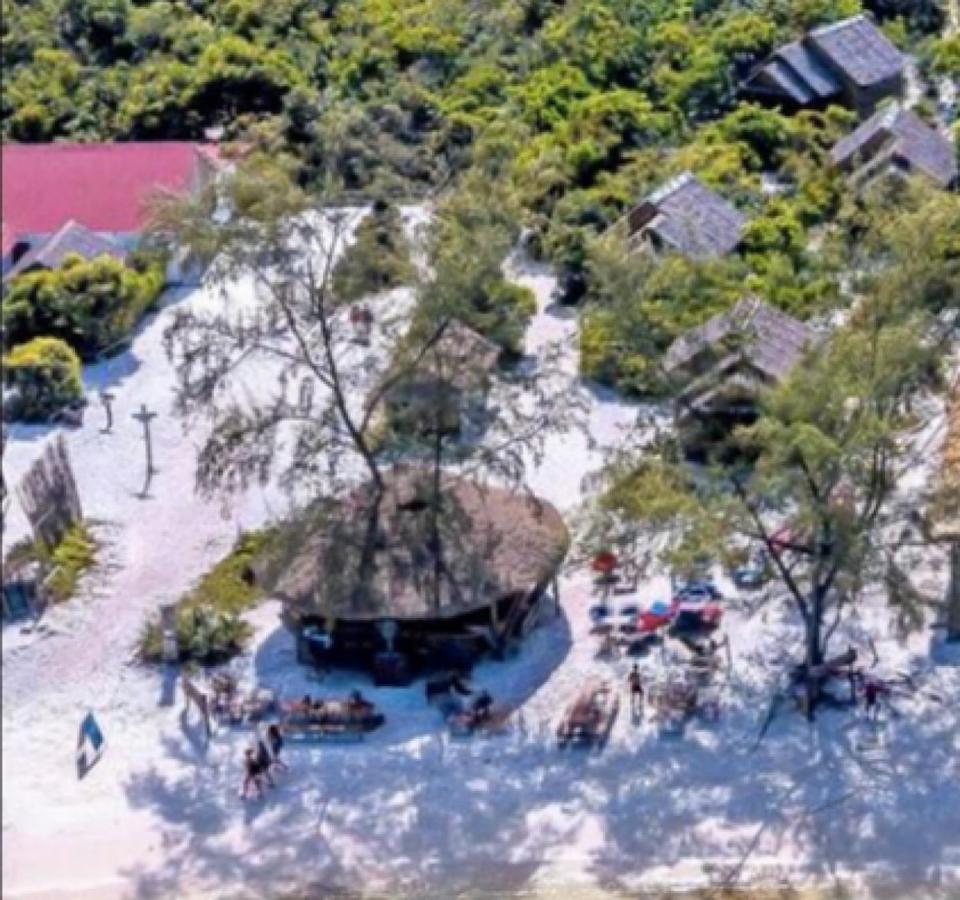 Tree Bar Hostel Koh Rong Sanloem Dış mekan fotoğraf